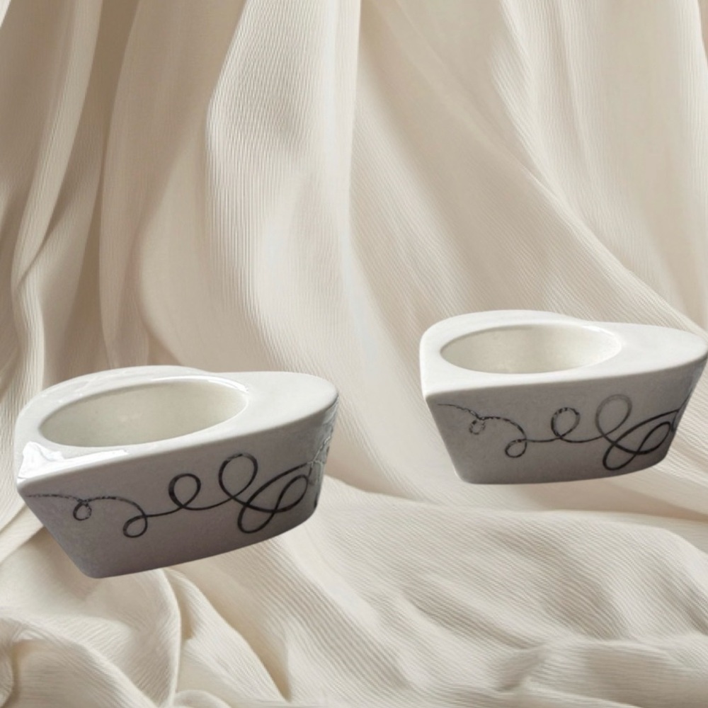 2 for $30 🆕Mikasa Love Story Collection Heart Tea Light Holders Set